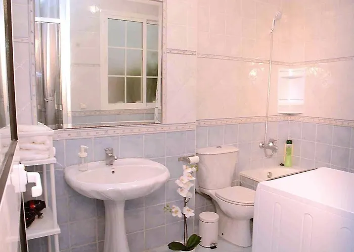 Great Location In Old Town 아파트 *