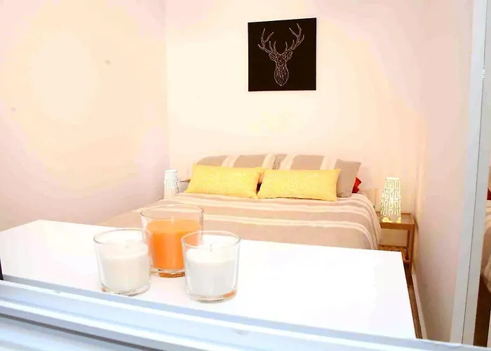 Great Location In Old Town 아파트 *
